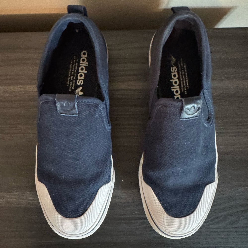 Adidas Nizza Navy slip on sneakers - Picture 2 of 9